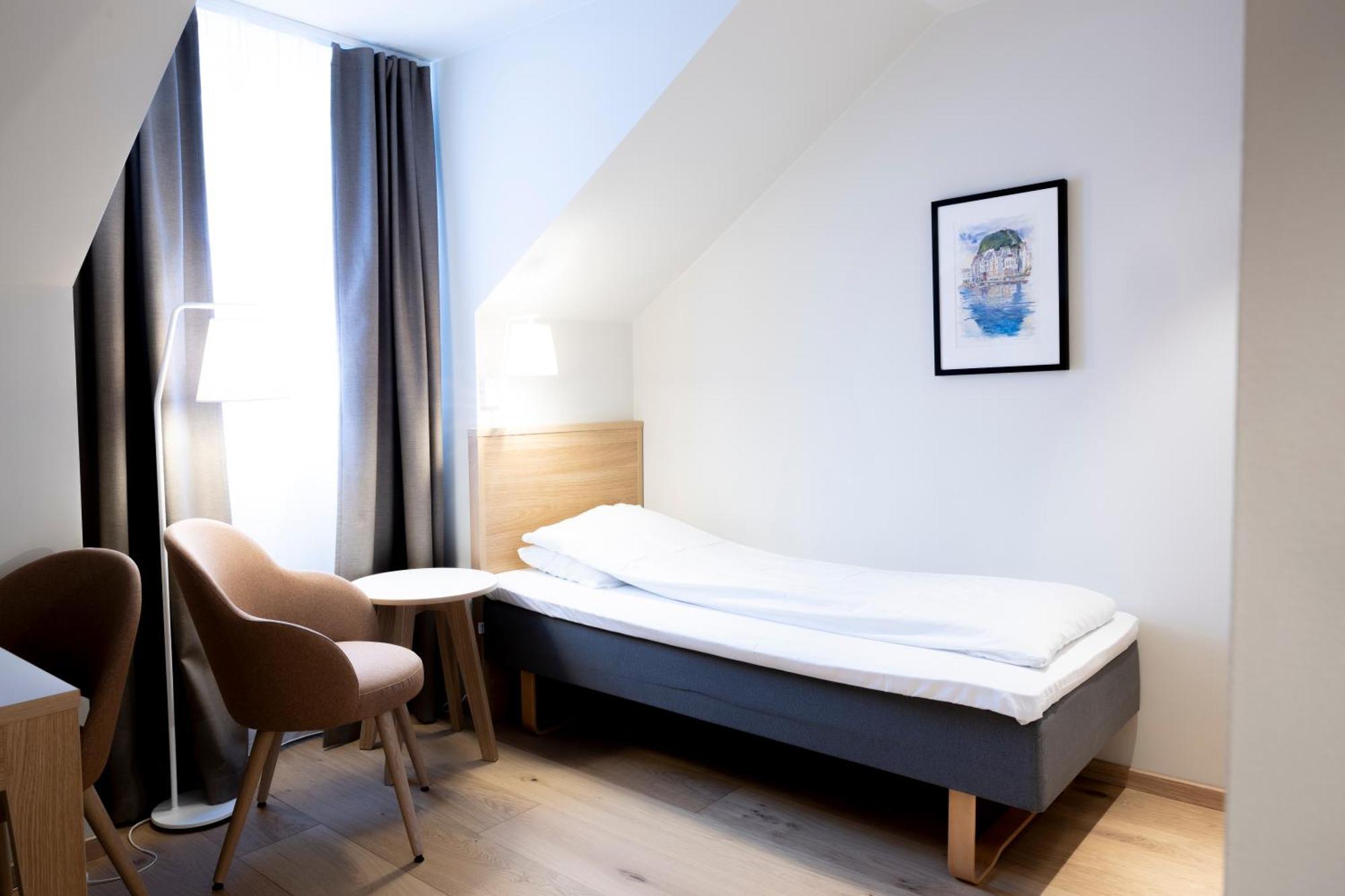 Hotel Noreg Олесунн Экстерьер фото
